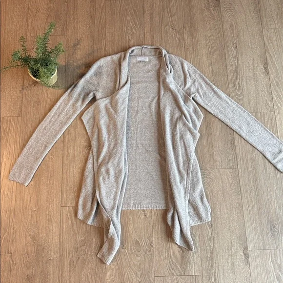 BAREFOOT DREAMS COZYCHIC LITE CARDIGAN IN BEIGE SIZE SM/MD EEUC - Picture 2 of 5
